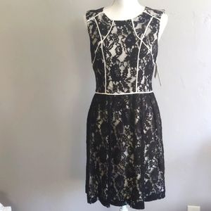 NIEMAN MARCUS Black Lace Dress 8 NWT